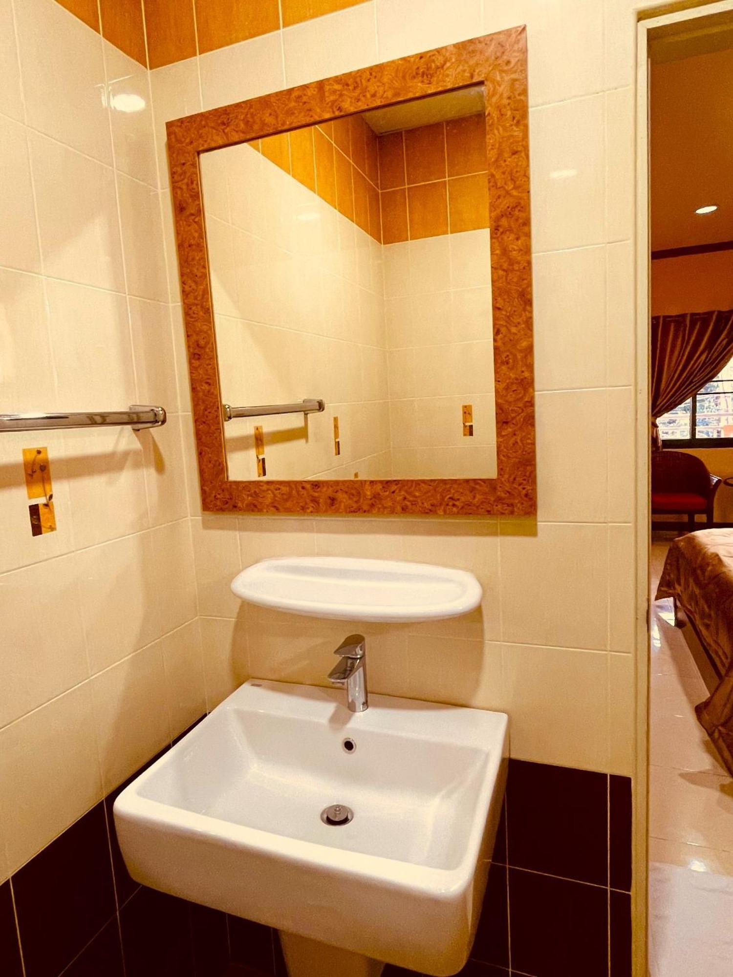 Mini Cost Apartment&Guesthouse Čiang Mai Exteriér fotografie